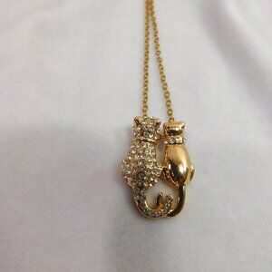 Ladies Cute Cat Necklace
